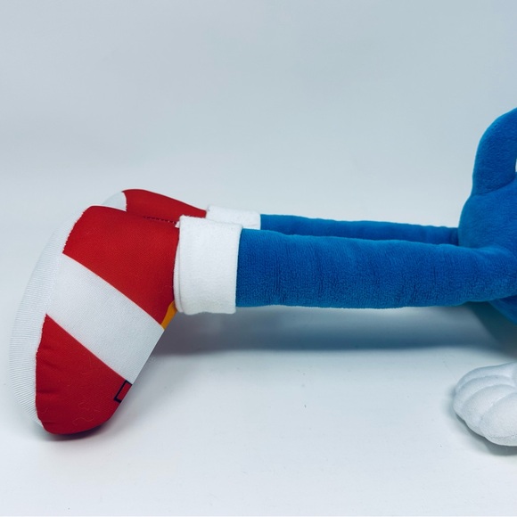 Sonic The Hedgehog Movie 2 Blue and White Plush Toy Large 22” Excellent No Tags - Picture 13 of 16